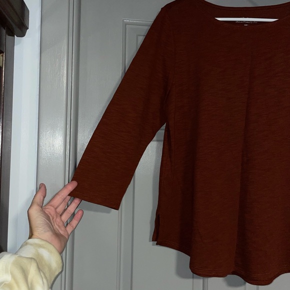 Small Top. MUST BE BUNDLED - Picture 3 of 7